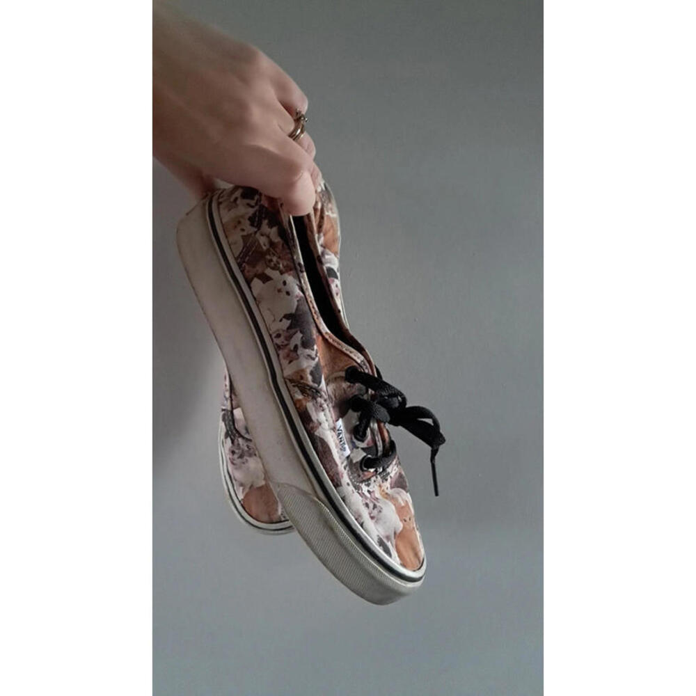 Kitty cat kitten vans lace up trainers Women 7.5 UK5 EU 38